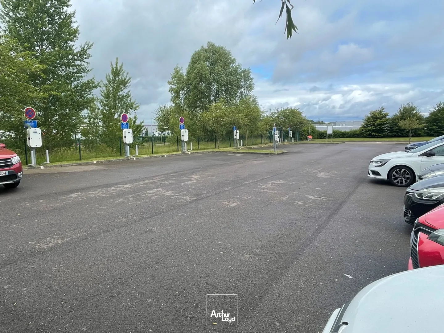 Bureaux - Location - HEUDEBOUVILLE - 27400 - 415-915 - 7735328