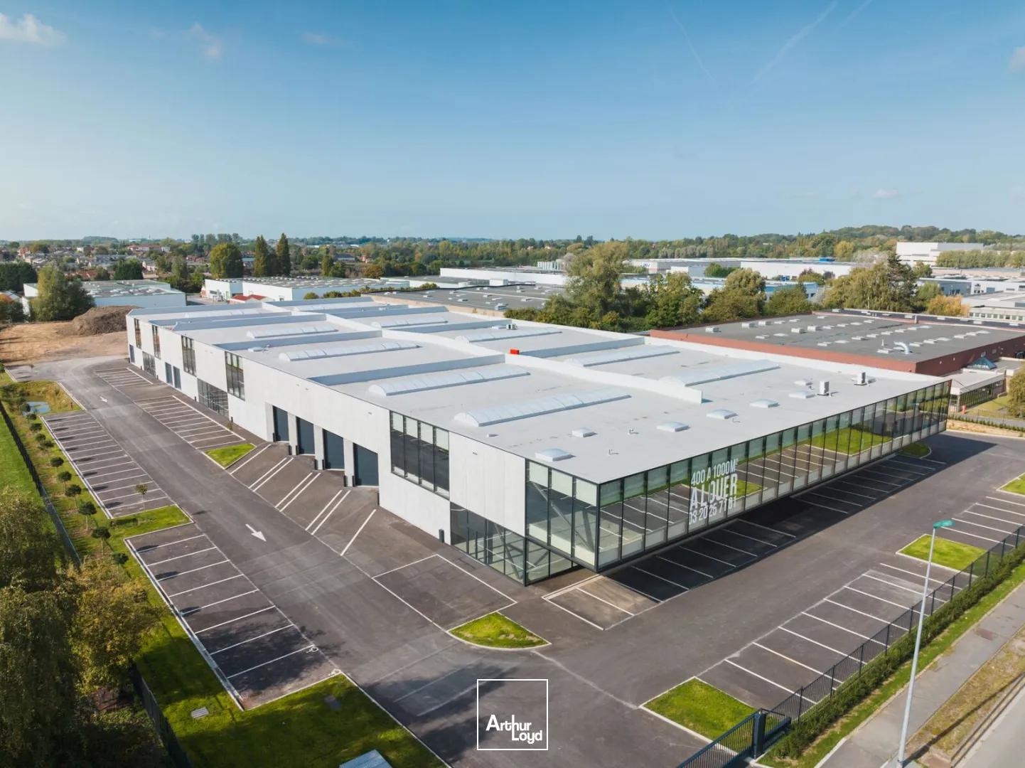 Locaux d'activité & Entrepôts - Location - LE MESNIL AMELOT - 77990 - 536-5547 - 7735500