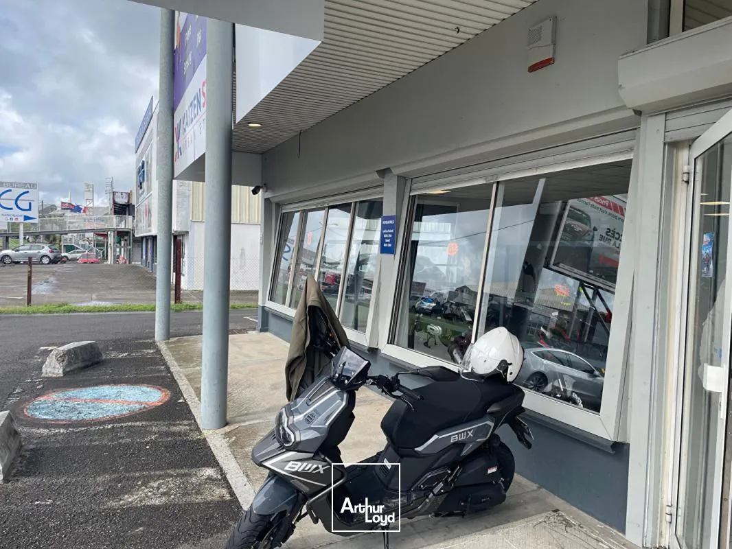 Locaux commerciaux - Location - Baie Mahault - 97122 - 200-200 - 7735752