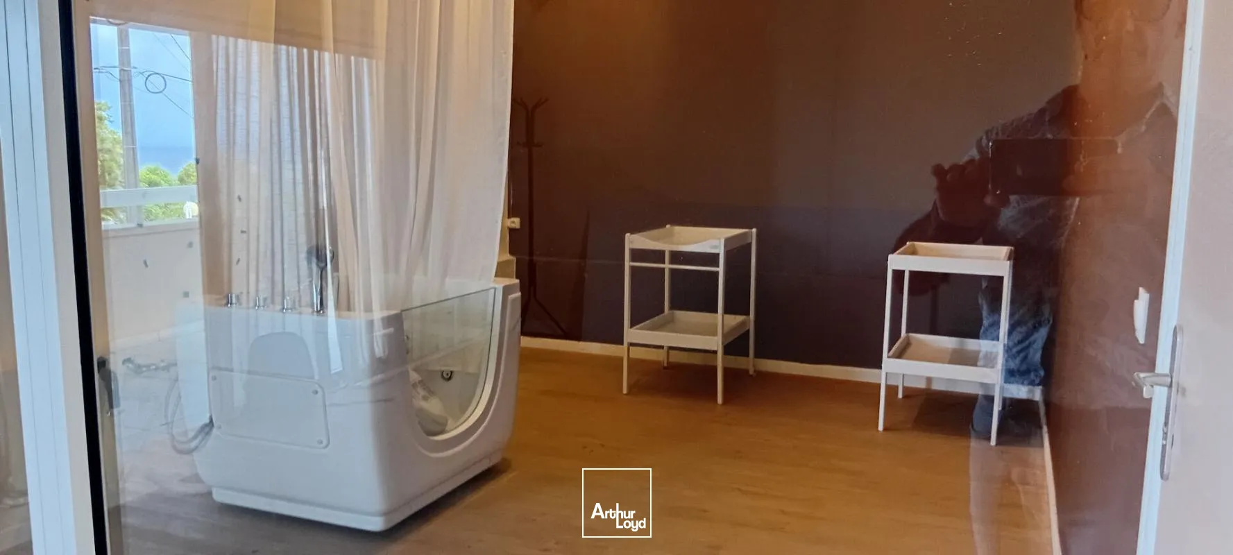 Locaux commerciaux - Vente - Schoelcher - 97233 - 82-82 - 7735923