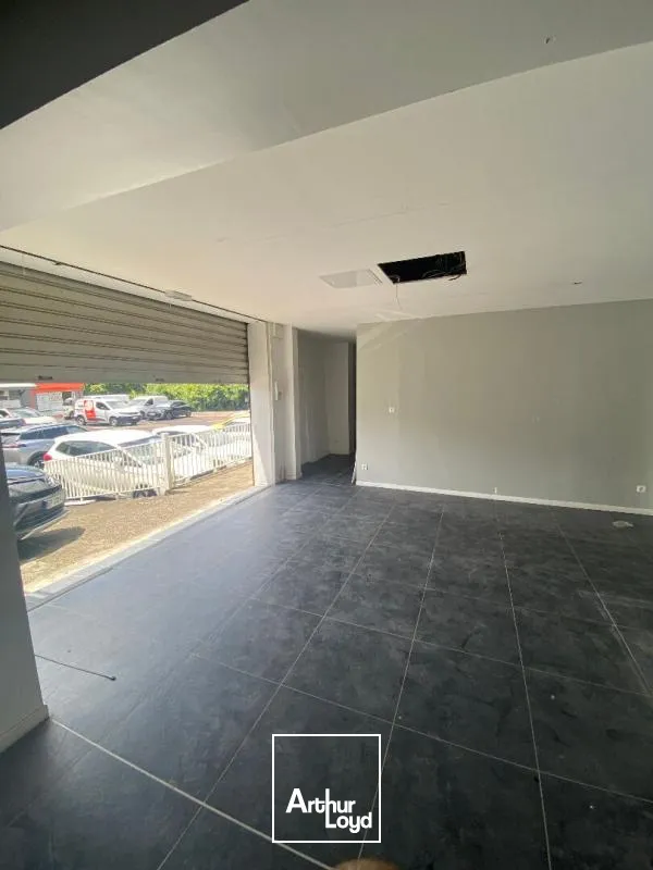 Locaux commerciaux - Location - Le Lamentin - 97232 - 206-206 - 7735937