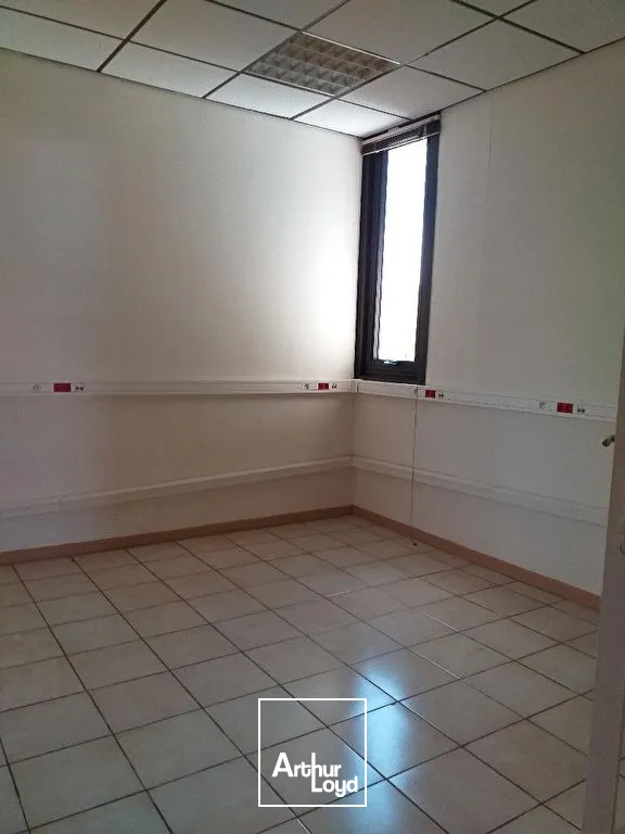Bureaux - Location - Le Lamentin - 97232 - 67-67 - 7735949