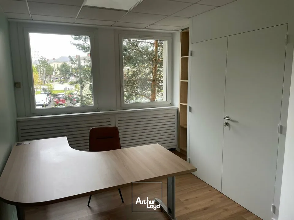 Bureaux - Vente - LA ROCHE SUR YON - 85000 - 65-65 - 7736302
