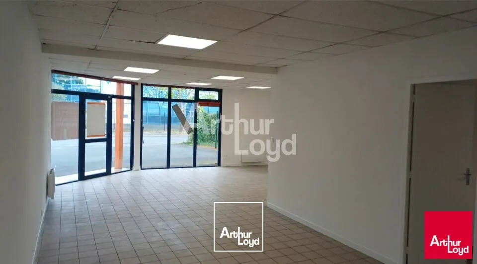 Locaux d'activité & Entrepôts - Location - SAINT-BARTHÉLEMY-D'ANJOU - 49124 - 400-400 - 7736304