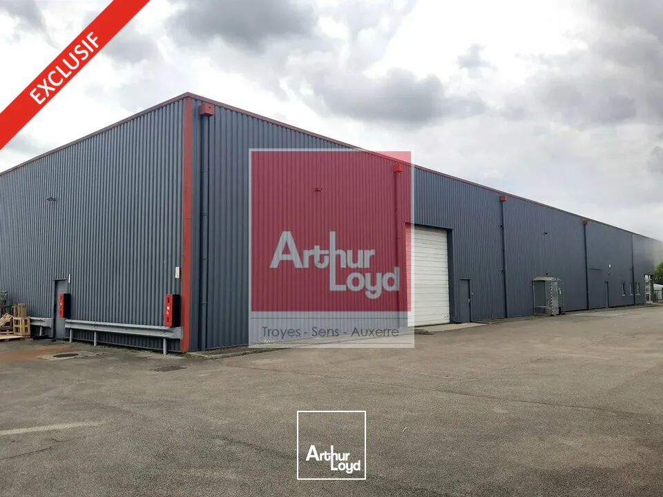 Locaux d'activité & Entrepôts - Location - LA CHAPELLE-SAINT-LUC - 10600 - 997-997 - 7736322