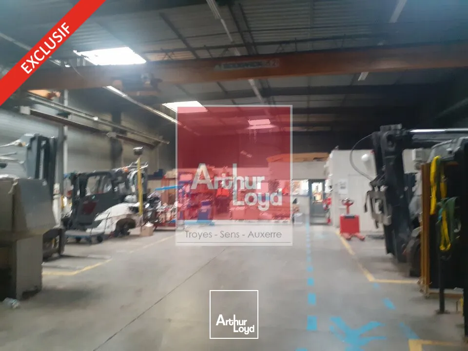 Locaux d'activité & Entrepôts - Location - LA CHAPELLE-SAINT-LUC - 10600 - 997-997 - 7736326