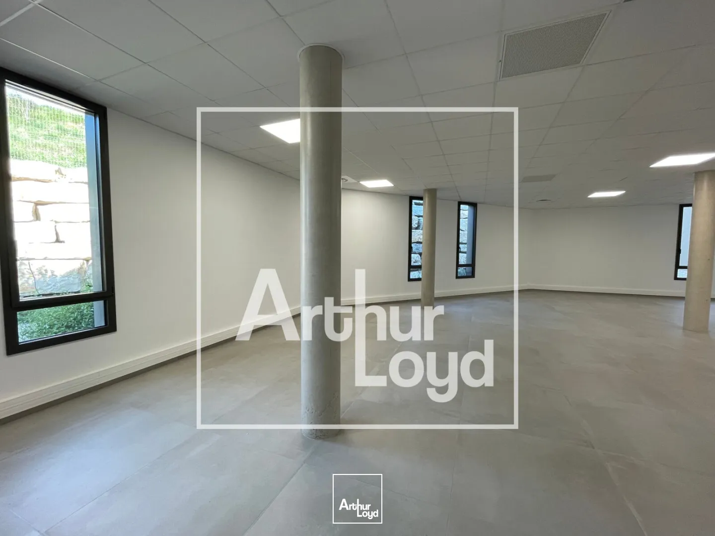 Bureaux - Location - GRABELS - 34790 - 152.16-305.44 - 7736392