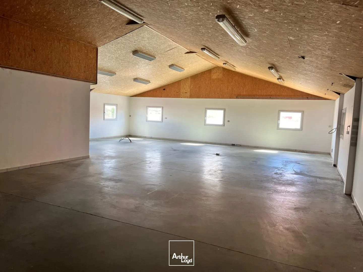 Locaux d'activité & Entrepôts - Location - PORNIC - 44210 - 385-385 - 7736430