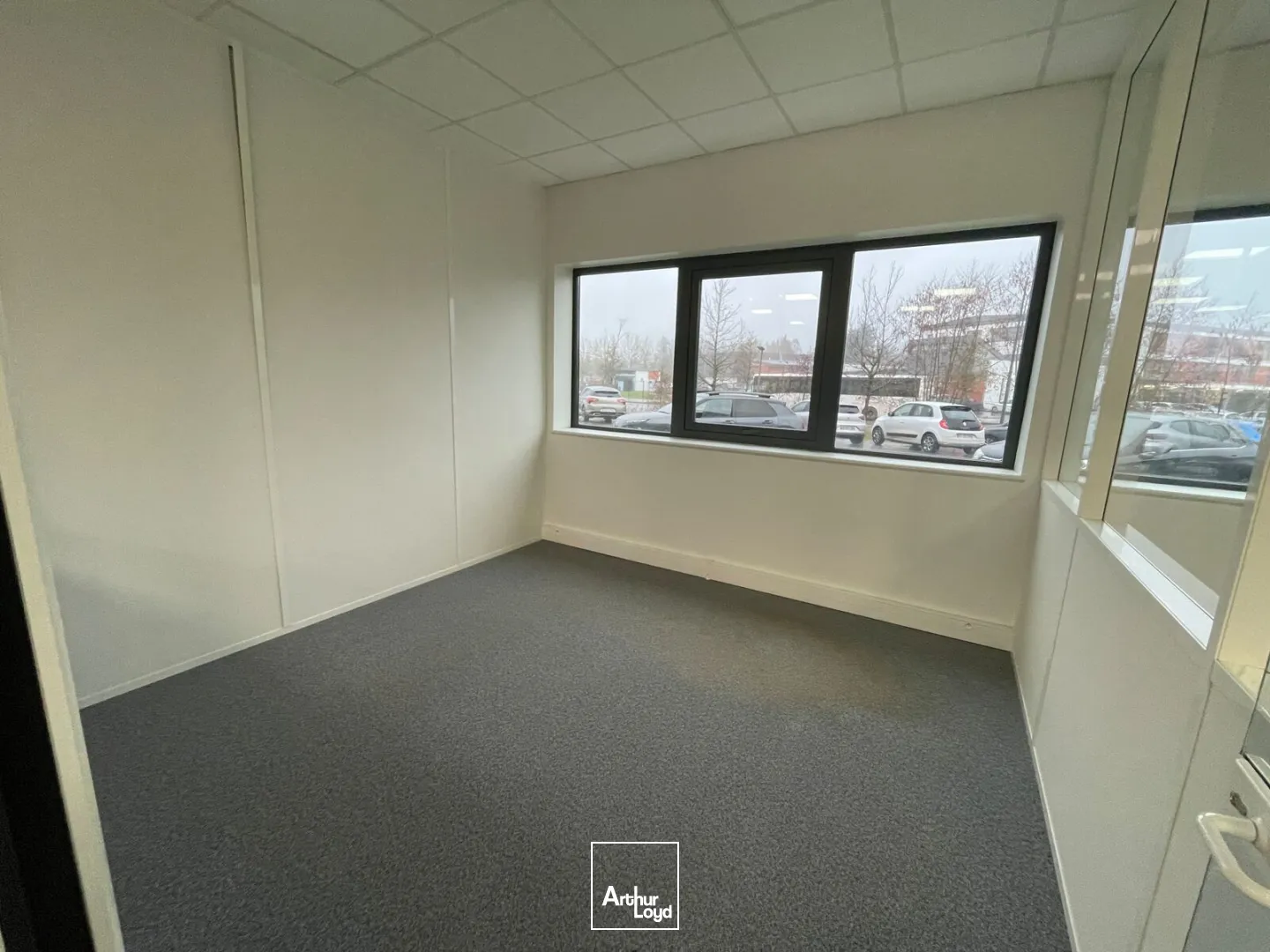 Bureaux - Location - ISNEAUVILLE - 76230 - 142.5-142.5 - 7736562