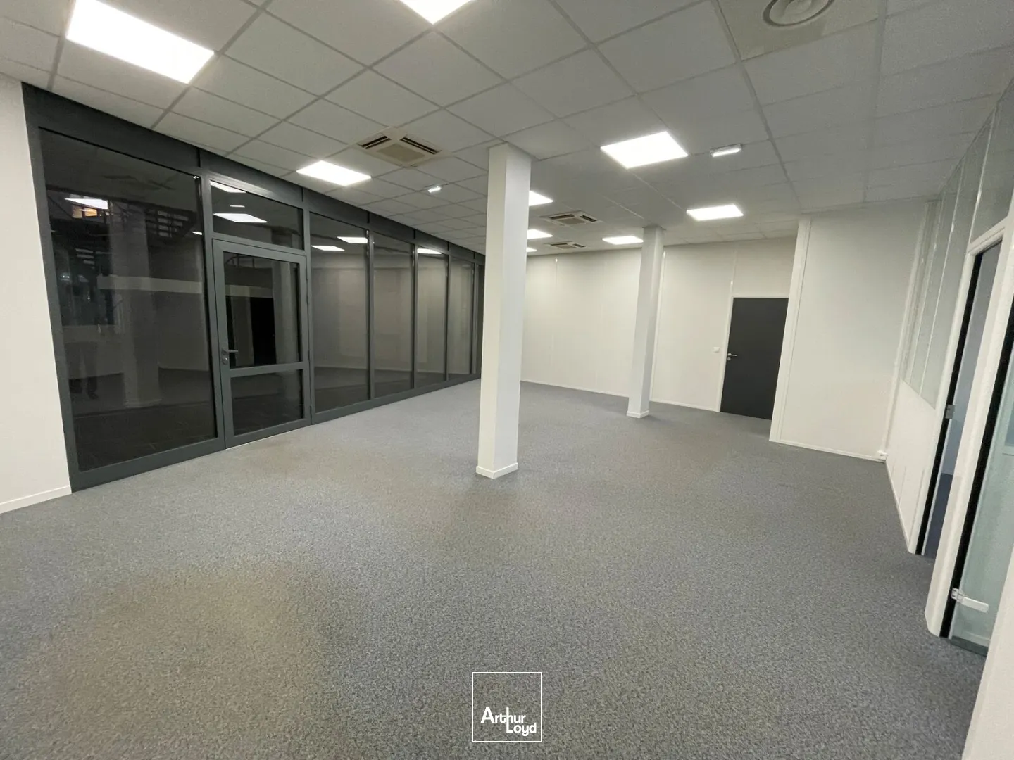 Bureaux - Location - ISNEAUVILLE - 76230 - 142.5-142.5 - 7736564