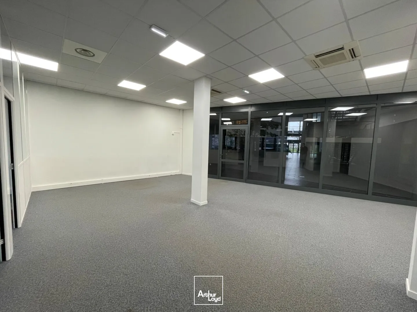Bureaux - Location - ISNEAUVILLE - 76230 - 142.5-142.5 - 7736559