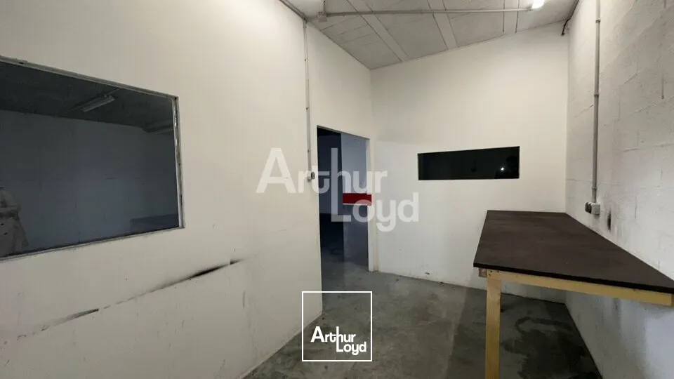 Locaux d'activité & Entrepôts - Vente - LA ROCHE-SUR-FORON - 74800 - 528-528 - 7736582