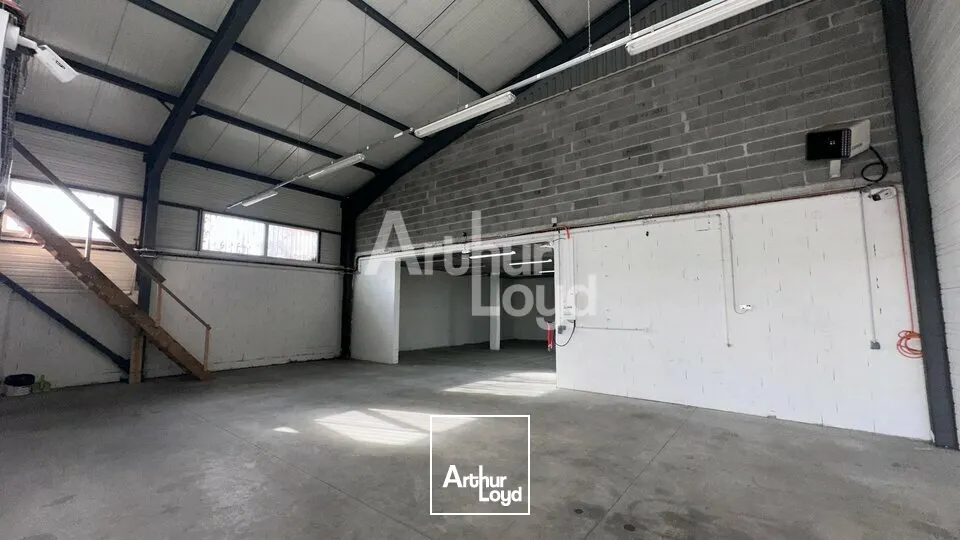 Locaux d'activité & Entrepôts - Vente - LA ROCHE-SUR-FORON - 74800 - 528-528 - 7736577