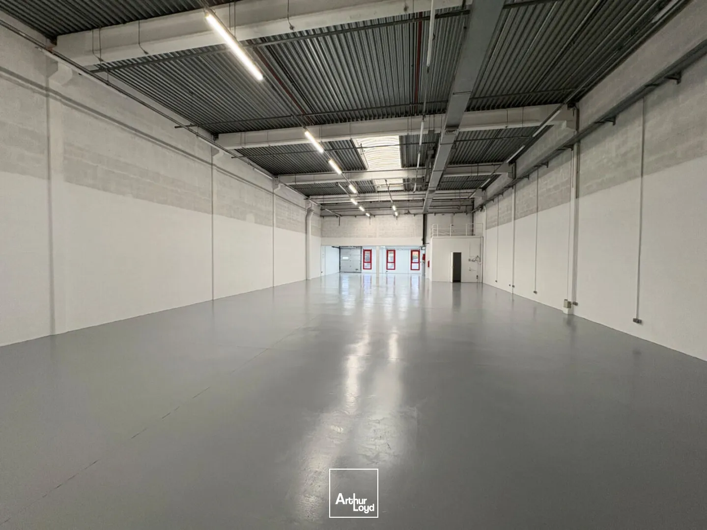 Locaux commerciaux - Location - ERAGNY - 95610 - 366-2003 - 7736782