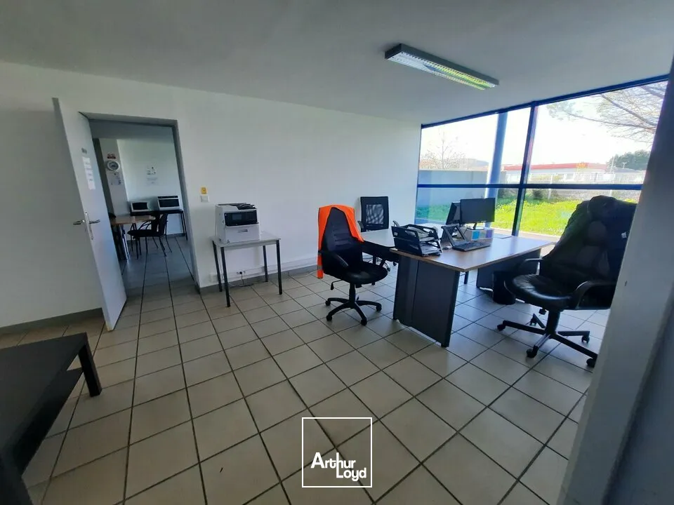 Locaux d'activité & Entrepôts - Vente - CLERMONT FERRAND - 63100 - 900-900 - 7737184