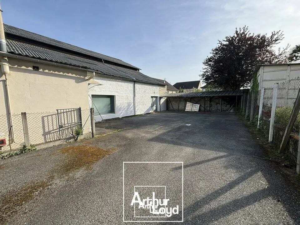 Locaux d'activité & Entrepôts - Location - BRIVE-LA-GAILLARDE - 19100 - 700-700 - 7737227