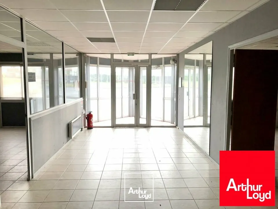 Locaux d'activité & Entrepôts - Vente - LE CHÂTELET-EN-BRIE - 77820 - 3630-3630 - 7737241