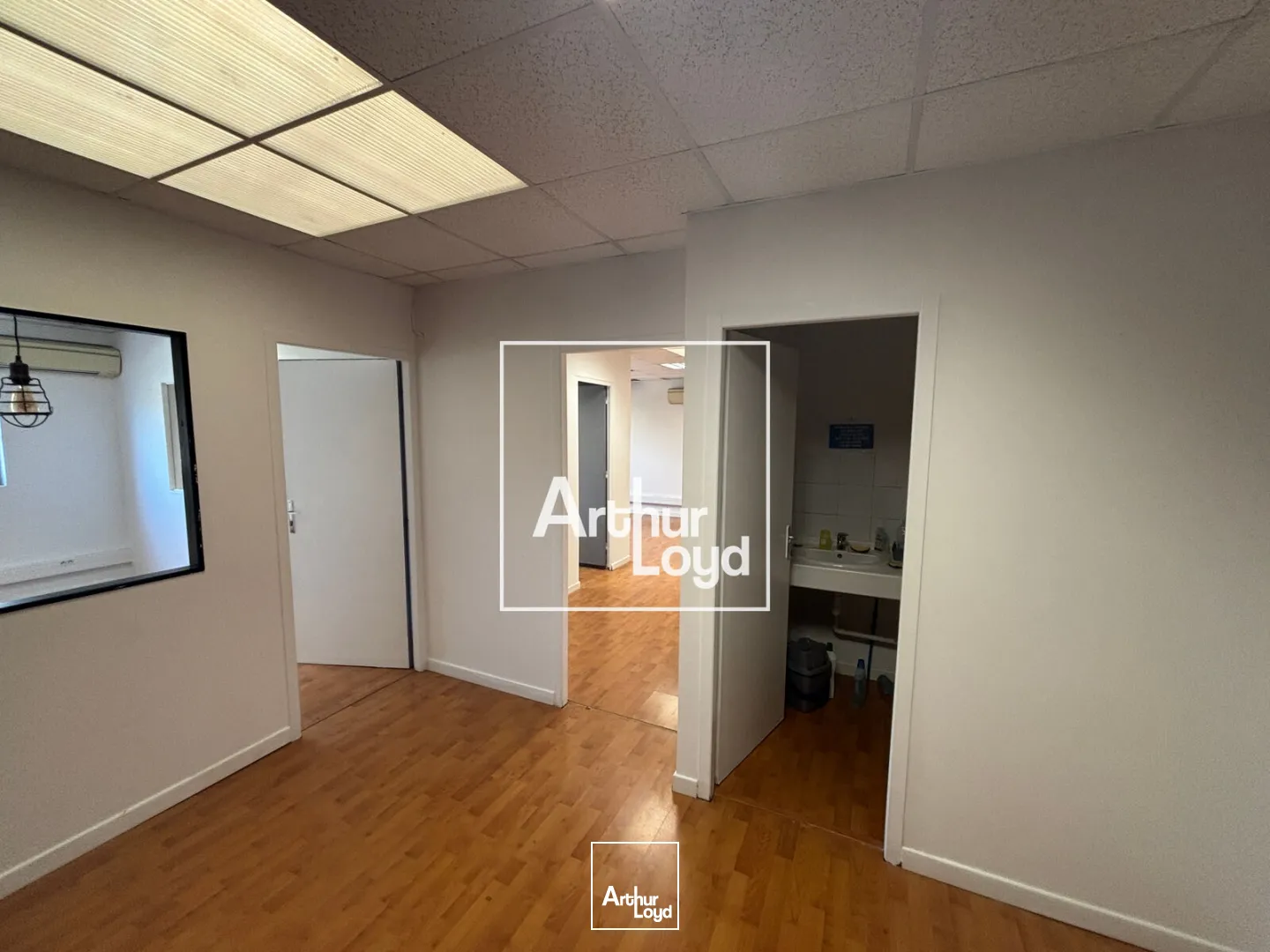 Bureaux - Location - NIMES - 30900 - 57-130 - 7737421