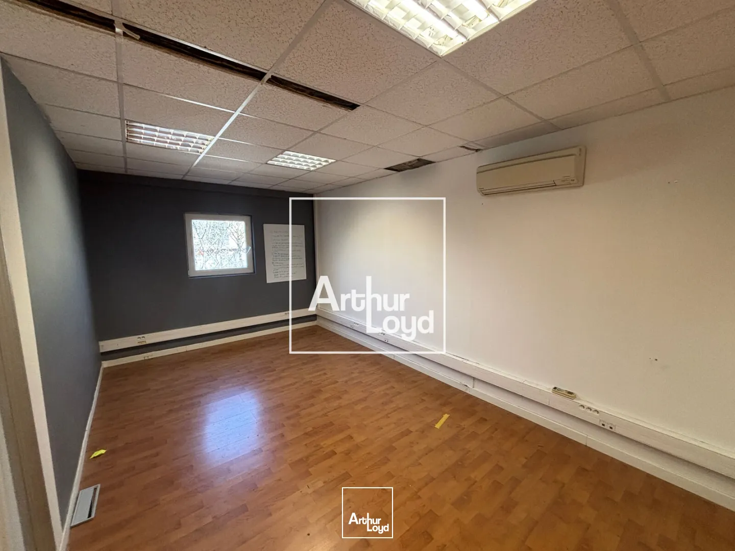 Bureaux - Location - NIMES - 30900 - 57-130 - 7737425