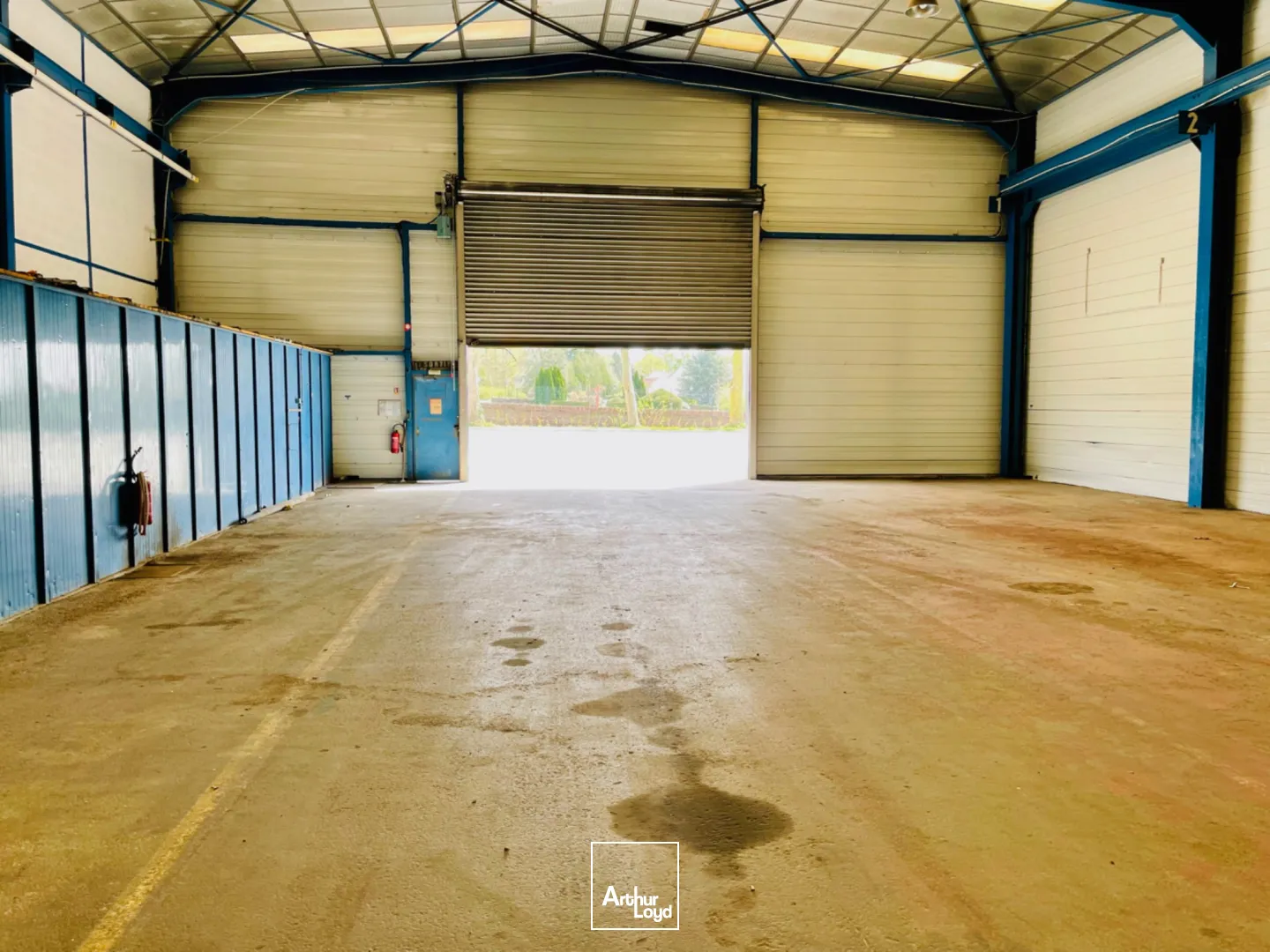 Locaux d'activité & Entrepôts - Location - CANLY - 60680 - 325-1845 - 7737459