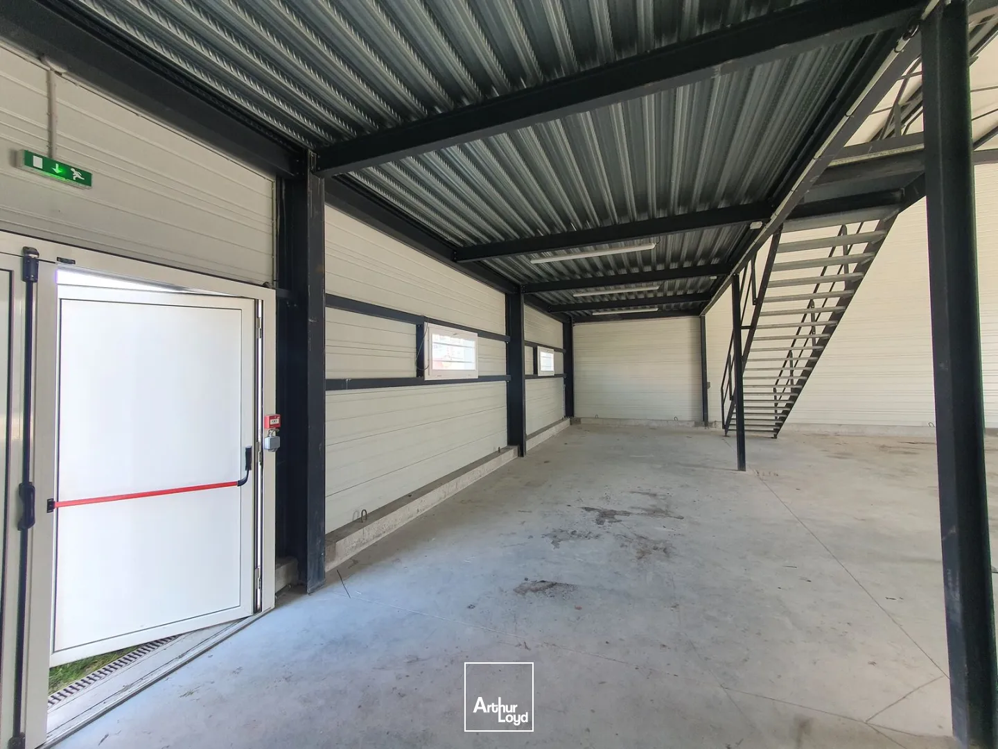 Locaux d'activité & Entrepôts - Location - SAINT JEAN DE BRAYE - 45800 - 285-285 - 7737589