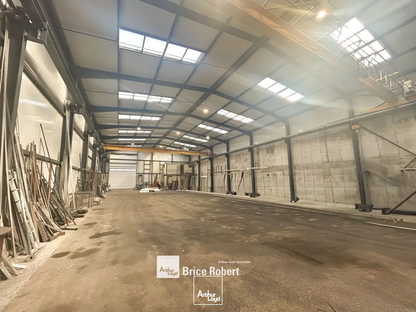 Locaux d'activité & Entrepôts - Location - CHAVANOZ - 38230 - 975-975 - 7737921