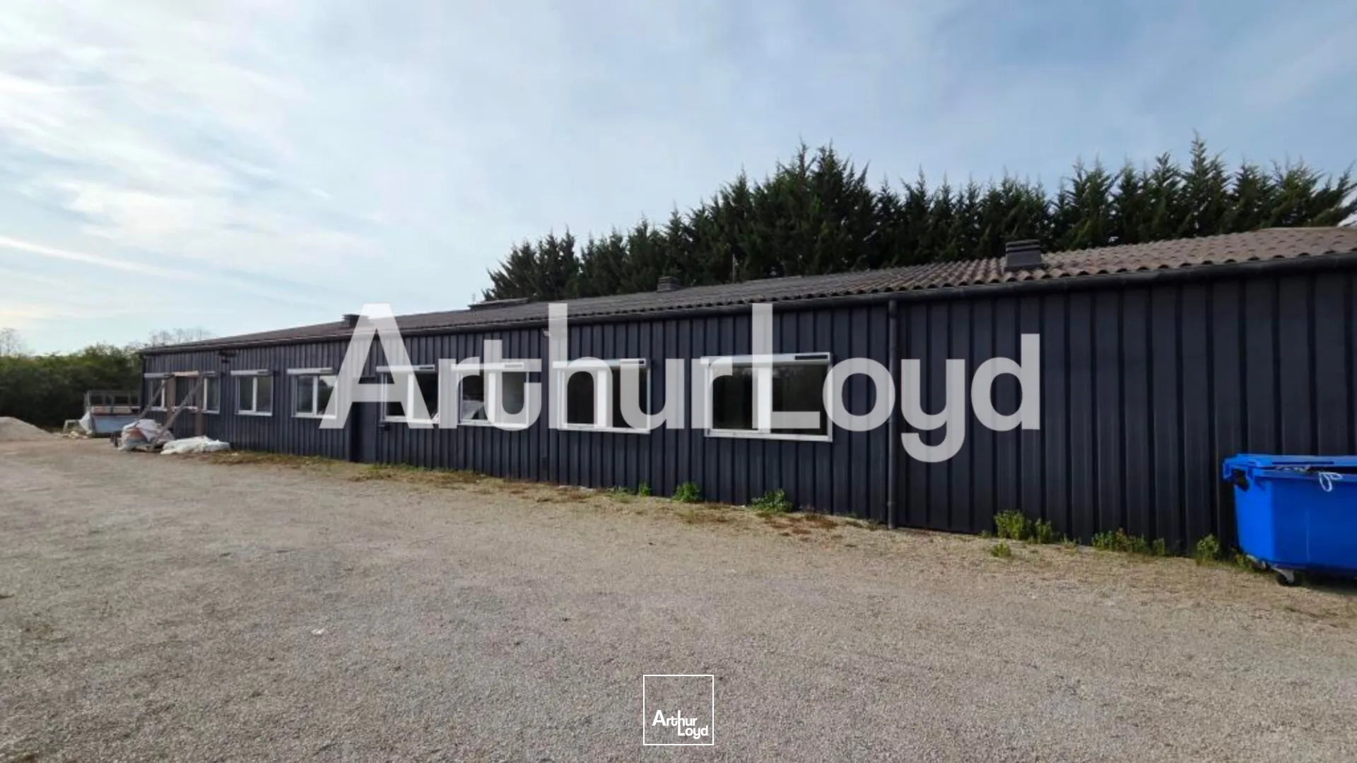 Locaux d'activité & Entrepôts - Vente - MONDEVILLE - 14120 - 390-390 - 7737988