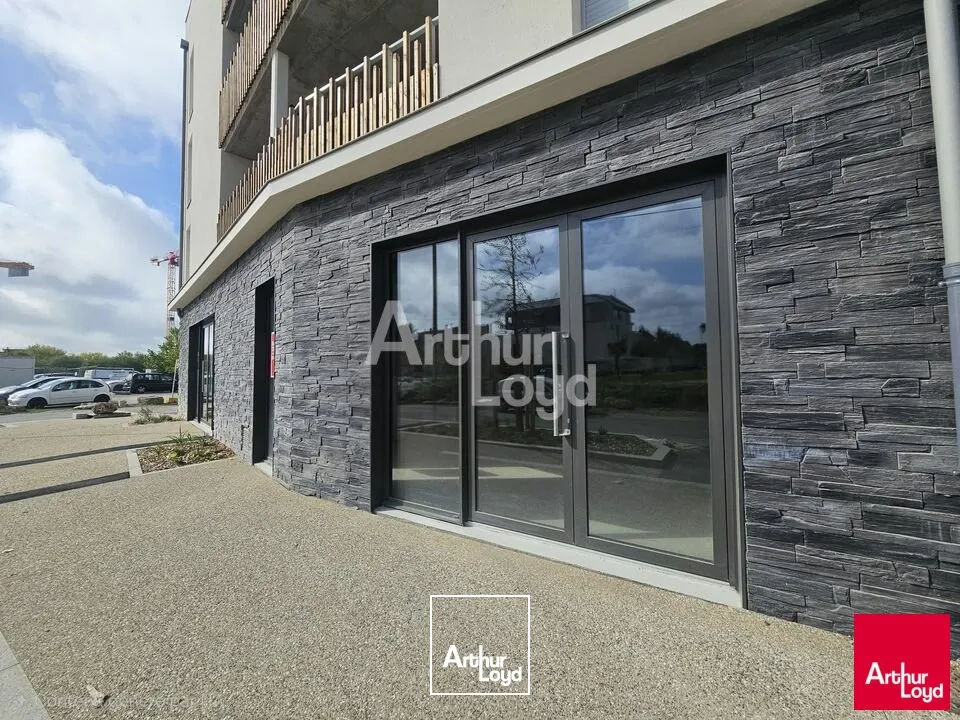 Locaux commerciaux - Vente - AVRILLÉ - 49240 - 83.3-83.3 - 7738082