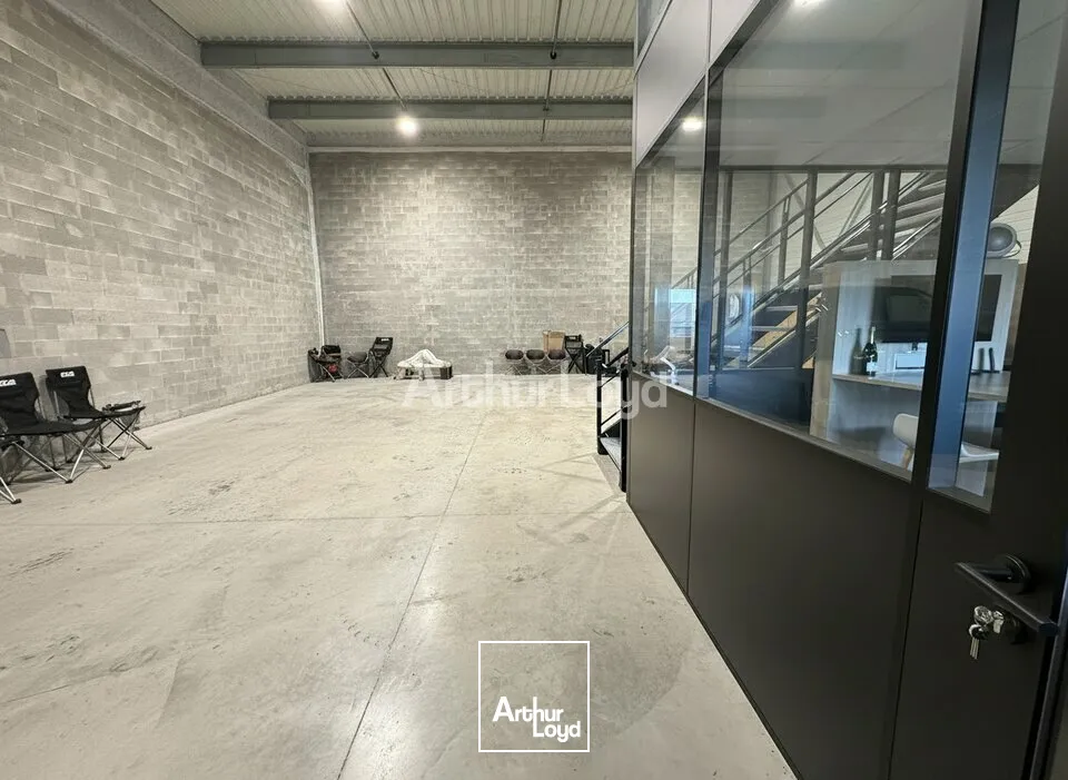 Locaux d'activité & Entrepôts - Location - CERNAY LES REIMS - 51420 - 225-225 - 7738105