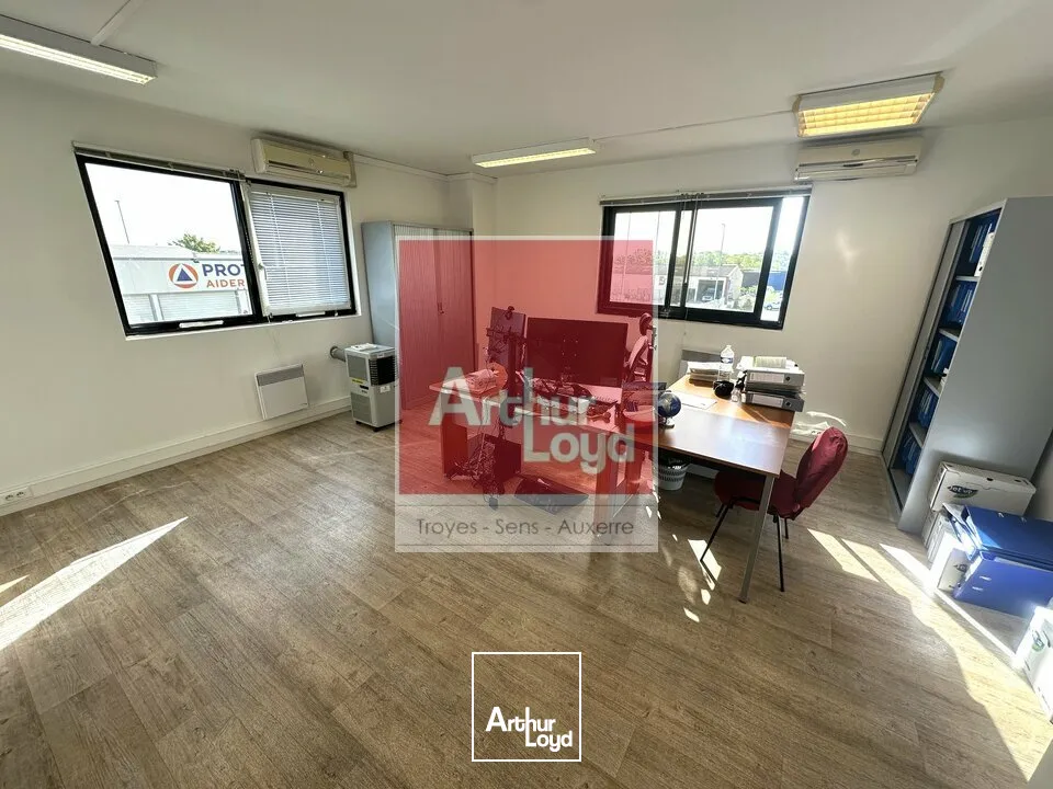 Bureaux - Location - CRENEY PRES TROYES - 10150 - 100-213 - 7738107