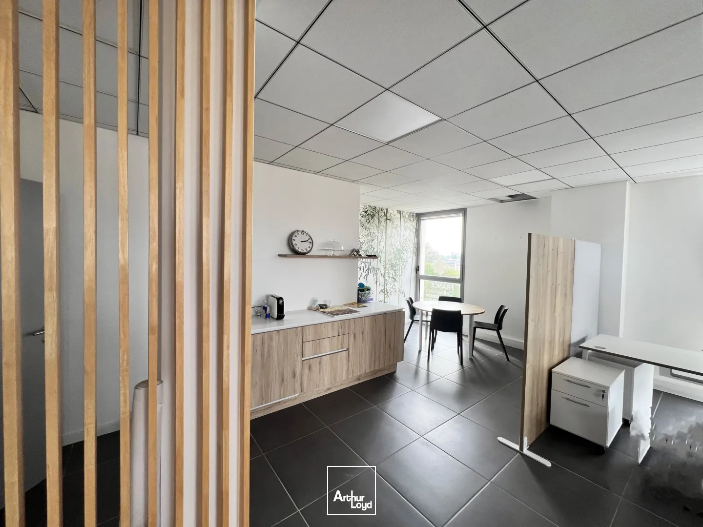 Bureaux - Location - NIMES - 30900 - 88-88 - 7738220