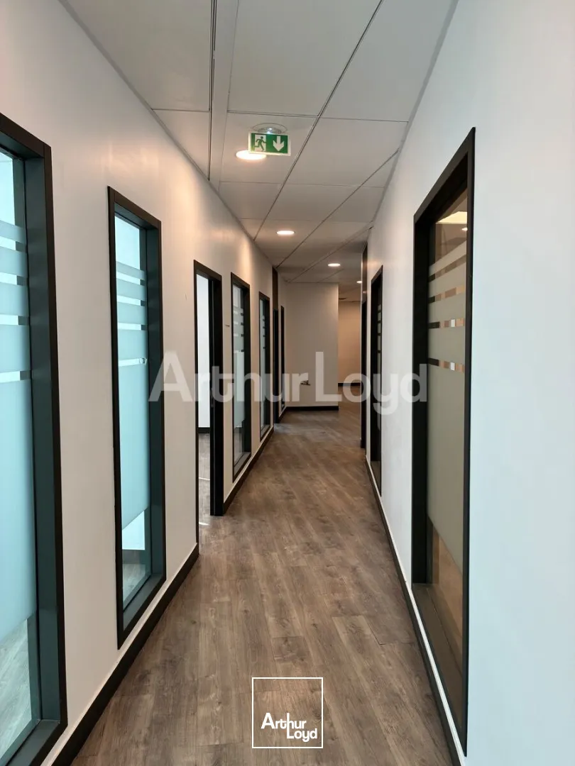 Bureaux - Location - LA MADELEINE - 59110 - 330.05-1242.05 - 7738523
