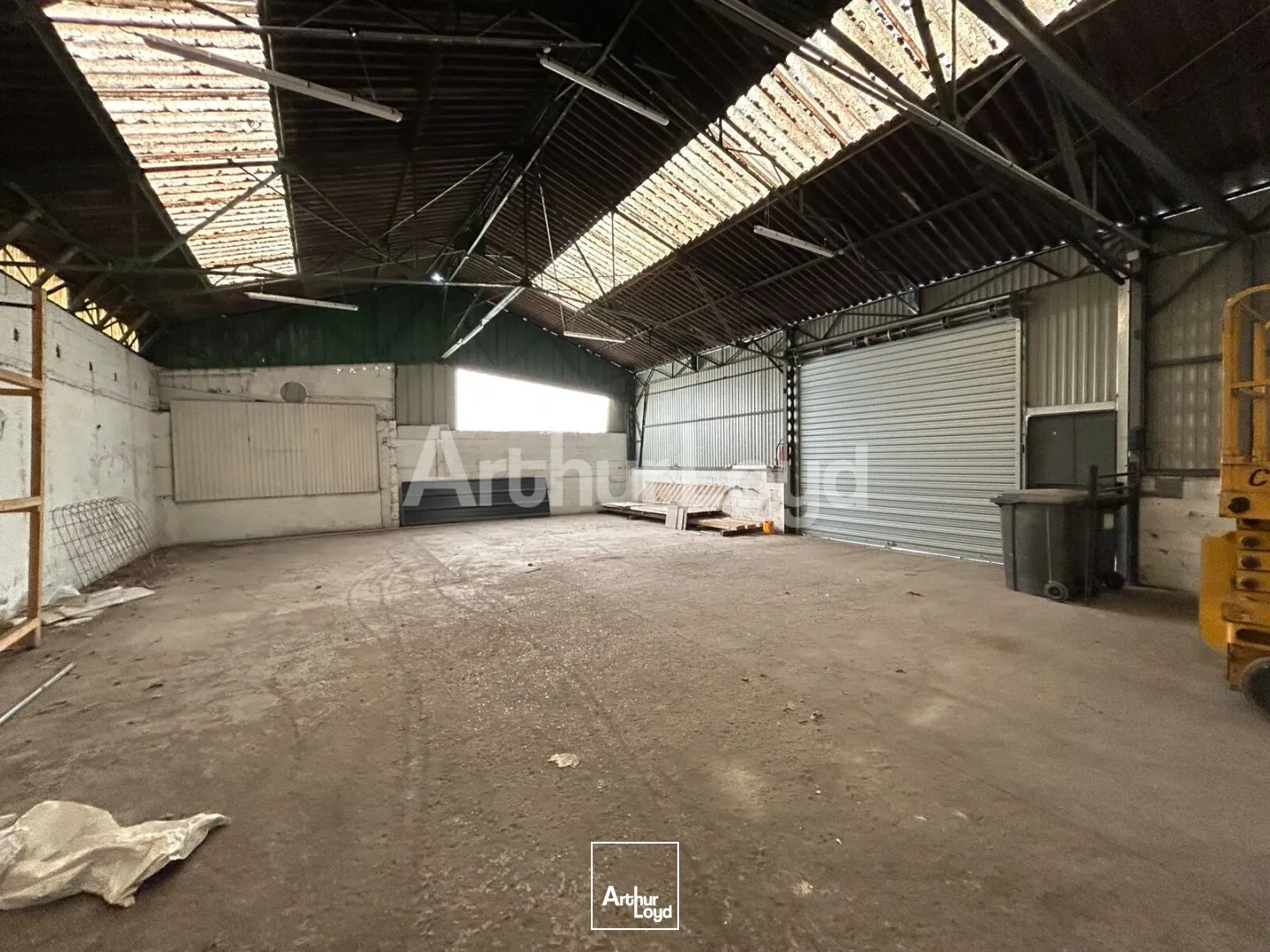 Locaux d'activité & Entrepôts - Location - RAISMES - 59590 - 300-300 - 7738594