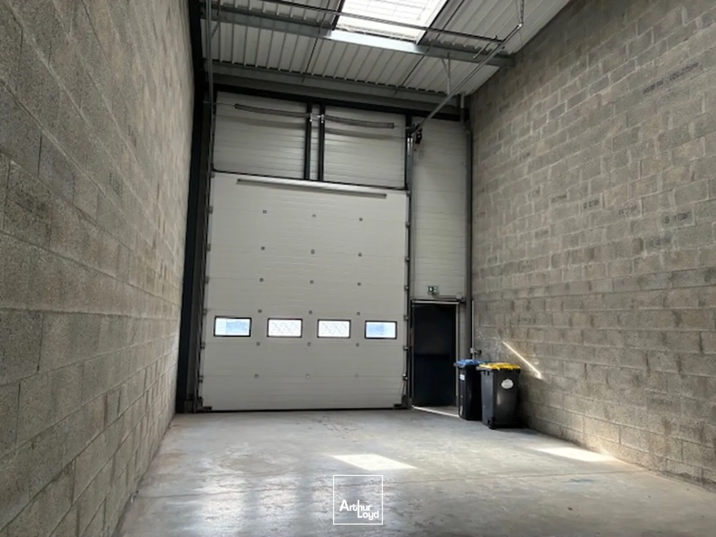 Locaux d'activité & Entrepôts - Location - DONGES - 44480 - 122-122 - 7738623