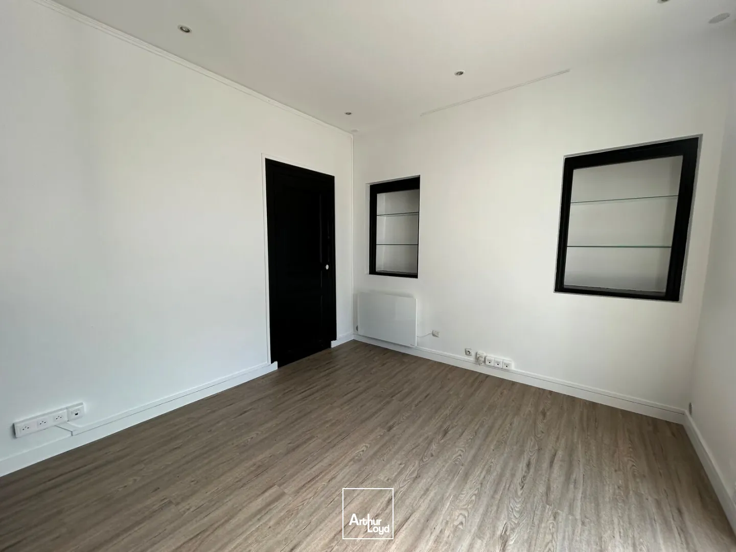 Locaux commerciaux - Location - LA BAULE ESCOUBLAC - 44500 - 41-41 - 7738634