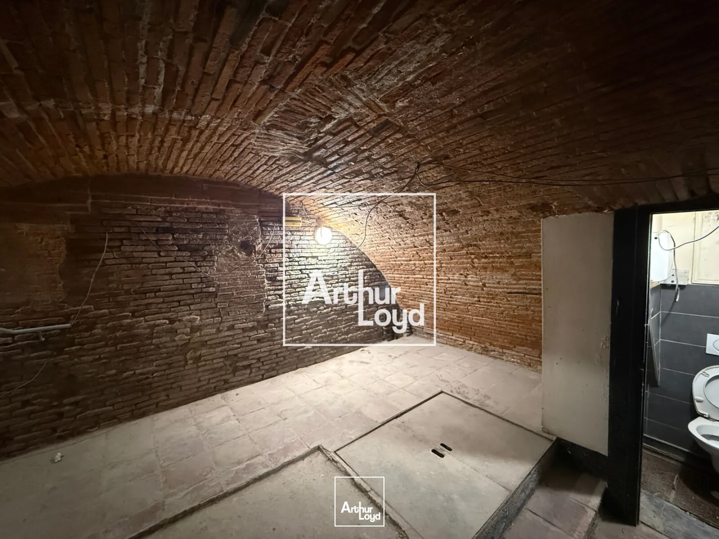 Locaux commerciaux - Location - TOULOUSE - 31000 - 154-154 - 7738651