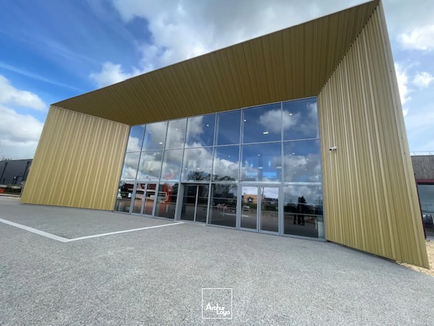 Locaux commerciaux - Location - PLOURIN LES MORLAIX - 29600 - 347-748 - 7739130