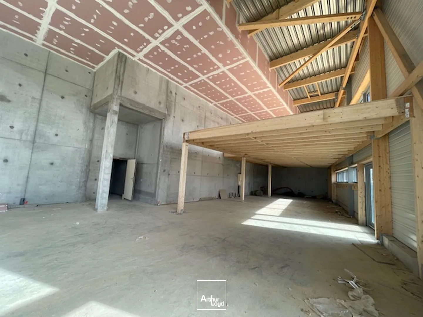 Locaux commerciaux - Location - PLOURIN LES MORLAIX - 29600 - 347-748 - 7739137