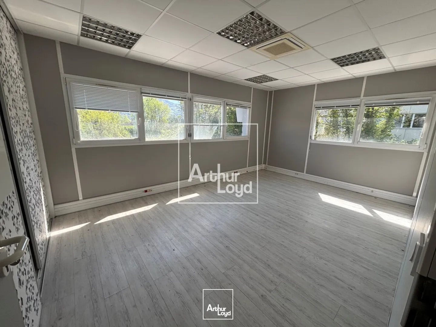 Bureaux - Location - MONTBONNOT SAINT MARTIN - 38330 - 70-279 - 7739173