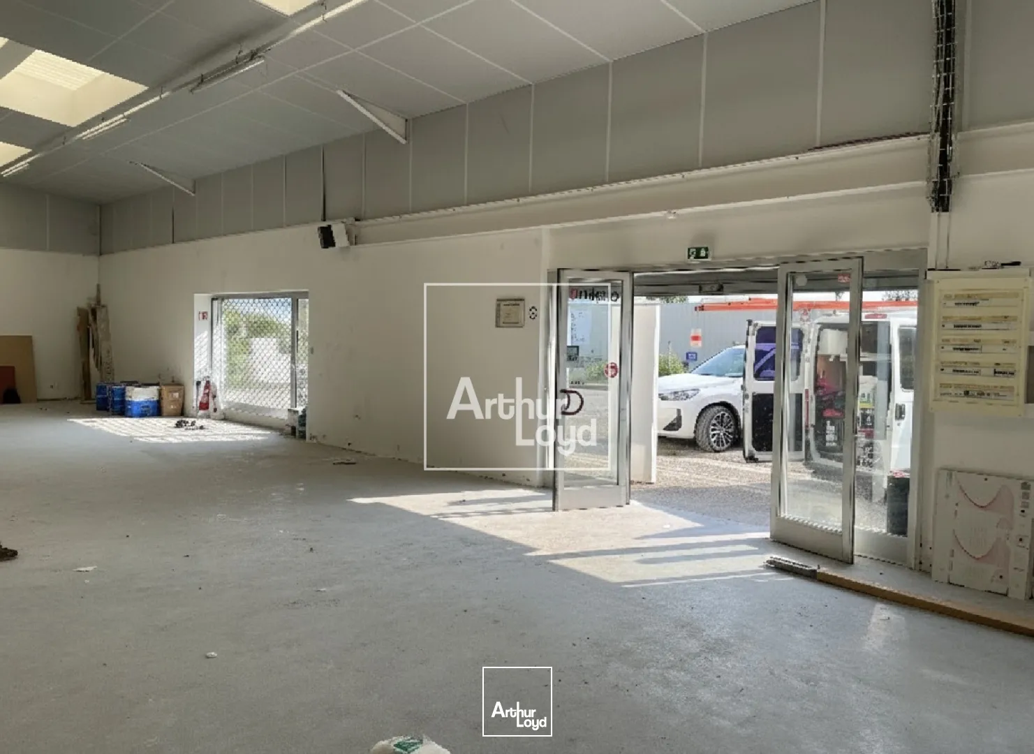 Locaux d'activité & Entrepôts - Location - VOIRON - 38500 - 414-414 - 7739192