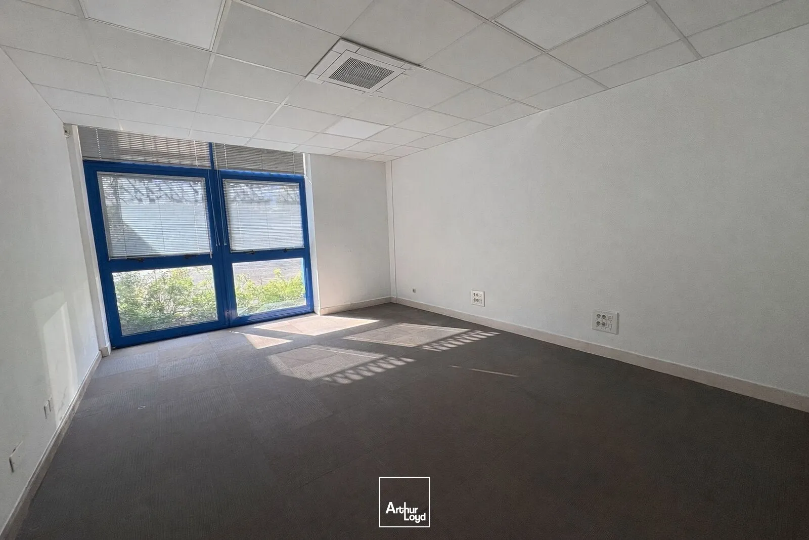 Locaux d'activité & Entrepôts - Location - SAINT CYR EN VAL - 45590 - 1592-1592 - 7739270