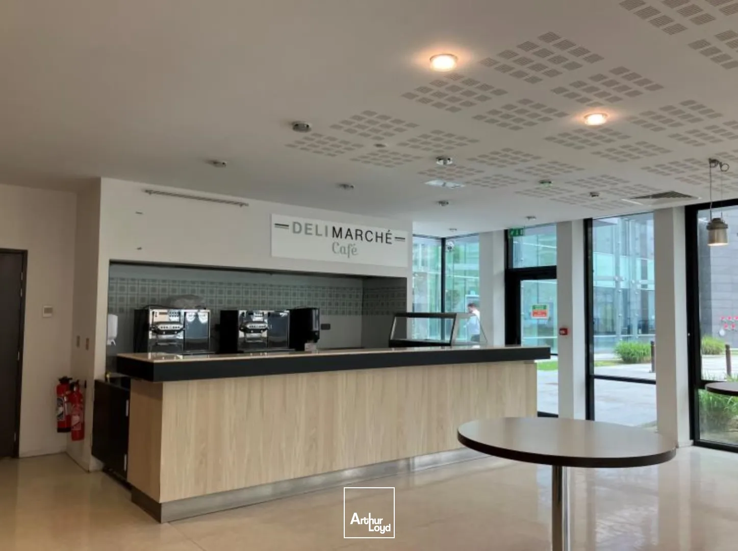 Bureaux - Location - MONTIGNY LE BRETONNEUX - 78180 - 572.6-8371.6 - 7739520