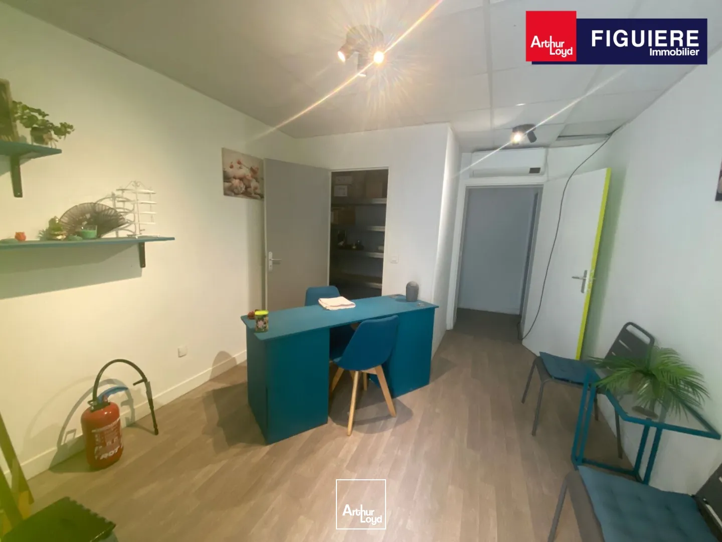 Locaux commerciaux - Vente - ARLES - 13200 - 220-220 - 7740847