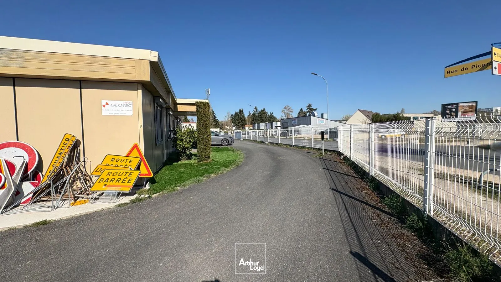 Locaux d'activité & Entrepôts - Vente - OLIVET - 45160 - 100-345 - 7741096