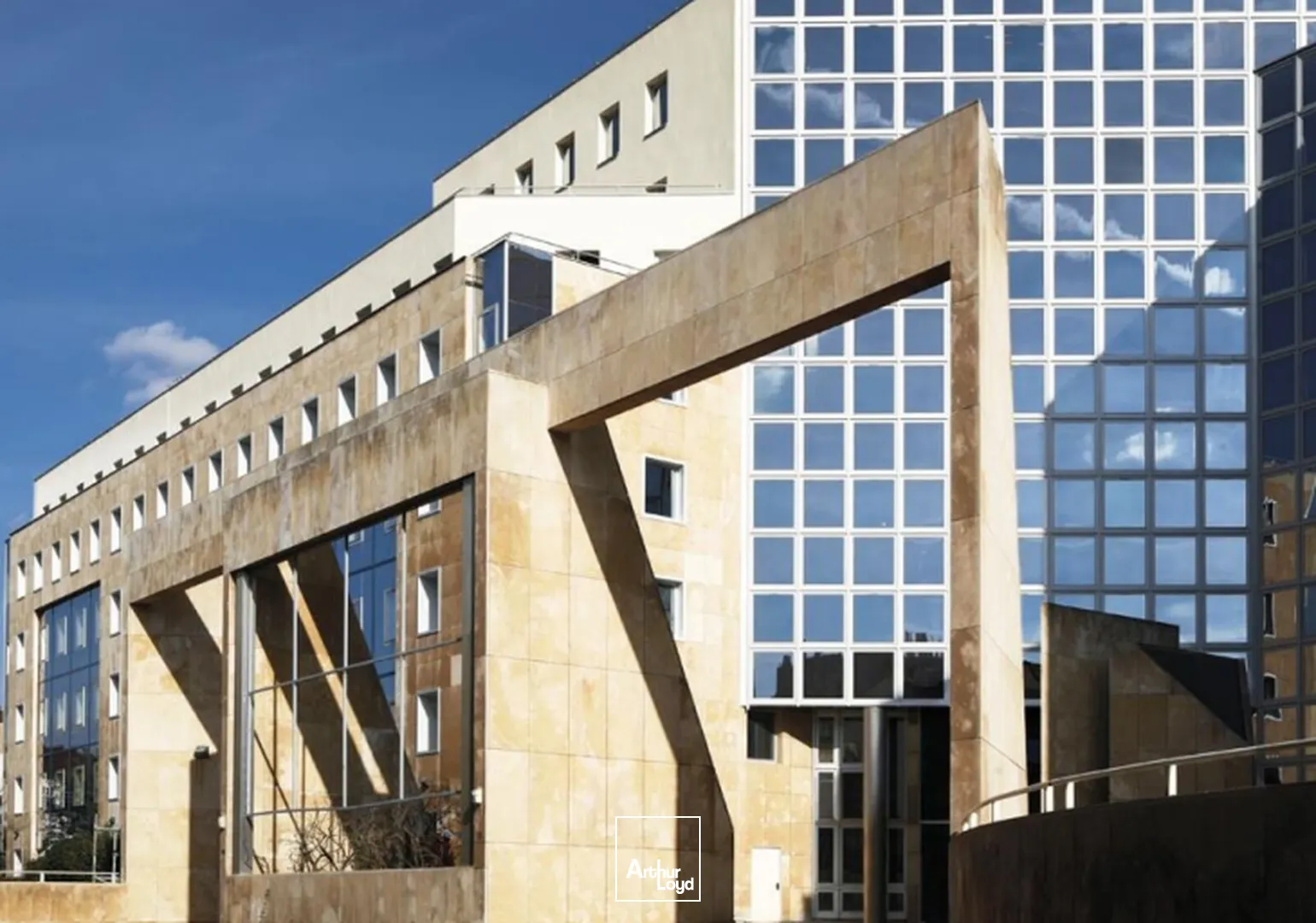 Bureaux - Location - SURESNES - 92150 - 7589-9240 - 7741222