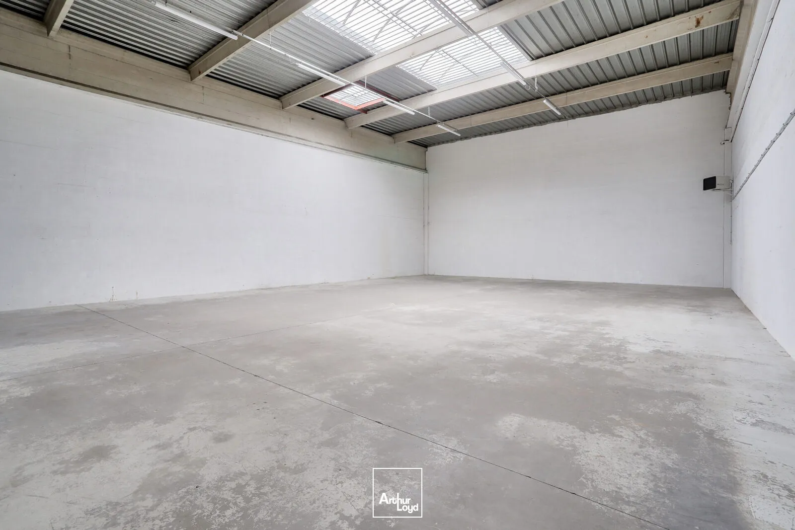 Locaux d'activité & Entrepôts - Location - SAINT OUEN L'AUMONE - 95310 - 42-1143 - 7741231