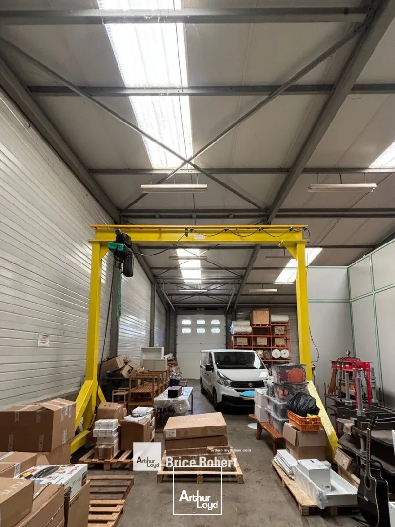 Locaux d'activité & Entrepôts - Vente - FLEURIEU SUR SAONE - 69250 - 730-730 - 7741457