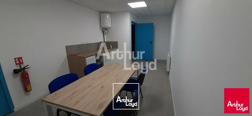 Bureaux - Location - SAINT CLAUDE DE DIRAY - 41350 - 12.36-12.36 - 7741683