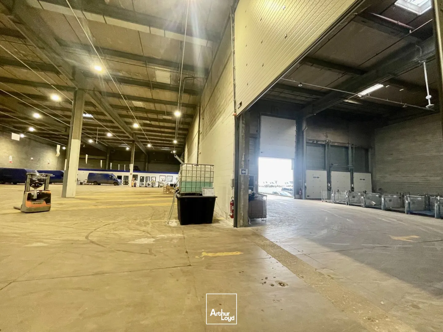 Locaux d'activité & Entrepôts - Location - LE GRAND QUEVILLY - 76120 - 216-5050 - 7741941