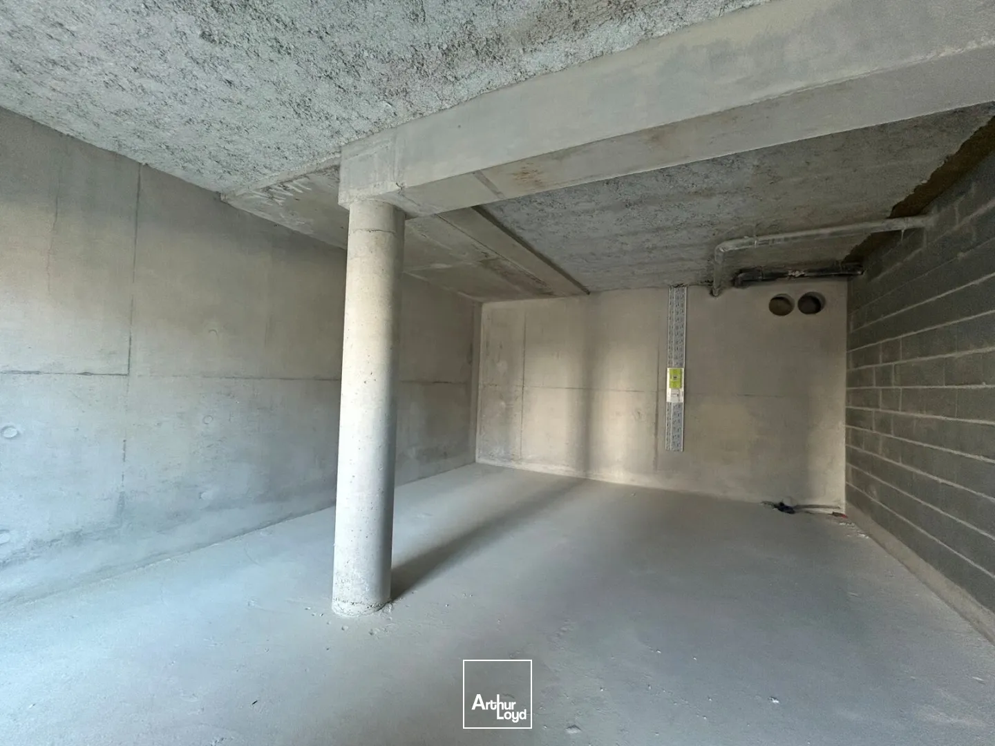 Locaux commerciaux - Location - NANTES - 44300 - 36.7-82.7 - 7742050